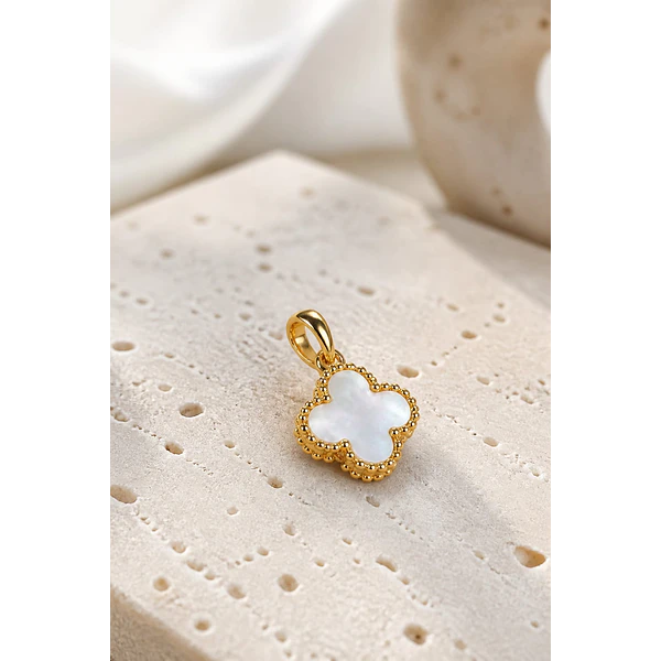 Colgante baño de oro trébol, 10 x 10 mm, por unidad