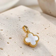 Colgante baño de oro trébol, 10 x 10 mm, por unidad