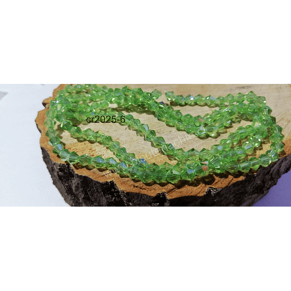 Cristal tupi 6 mm verde tornasol, tira de 45 cristales aprox.