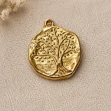 Colgante árbol de la vida, baño de oro, 16 mm x 1 mm de grosor, por unidad