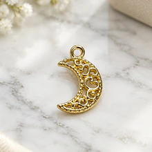 Dije baño de oro, 17 x 12 mm, por unidad