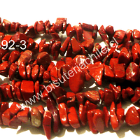 Jaspe rojo chip, tira de 85 cm aprox, tamaños de piedra pequeño