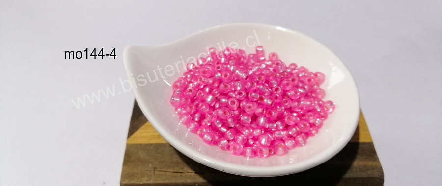 Mostacillón color rosado cristal, bolsa de 50 grs. (6/0)