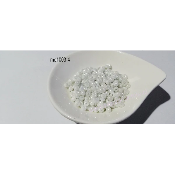 Mostacillón color blanco perlado, bolsa de 40 grs.