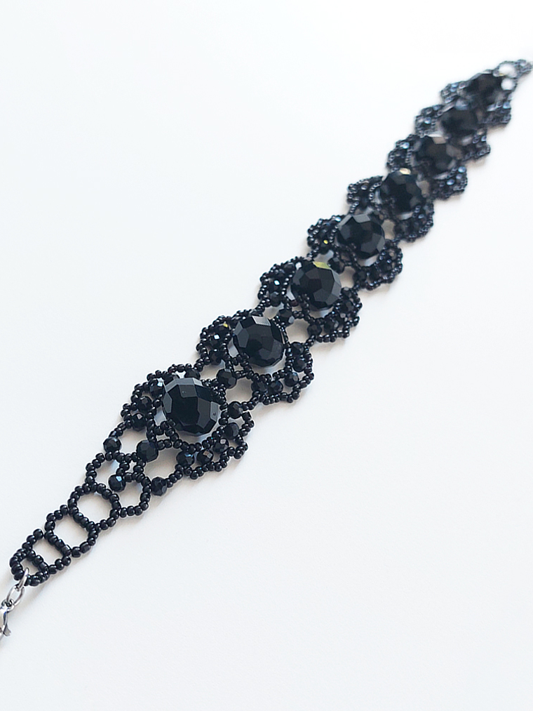 Choker estelar- Cristales negros 1