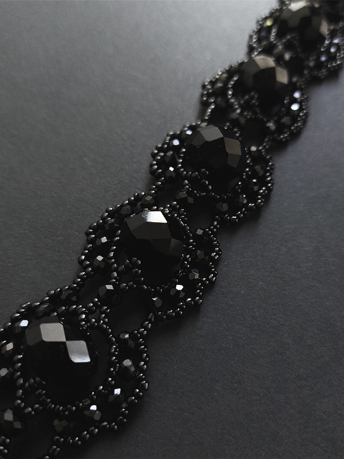 Choker estelar- Cristales negros 2