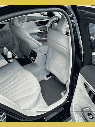 Airport Transfer to Puente Romano Marbella