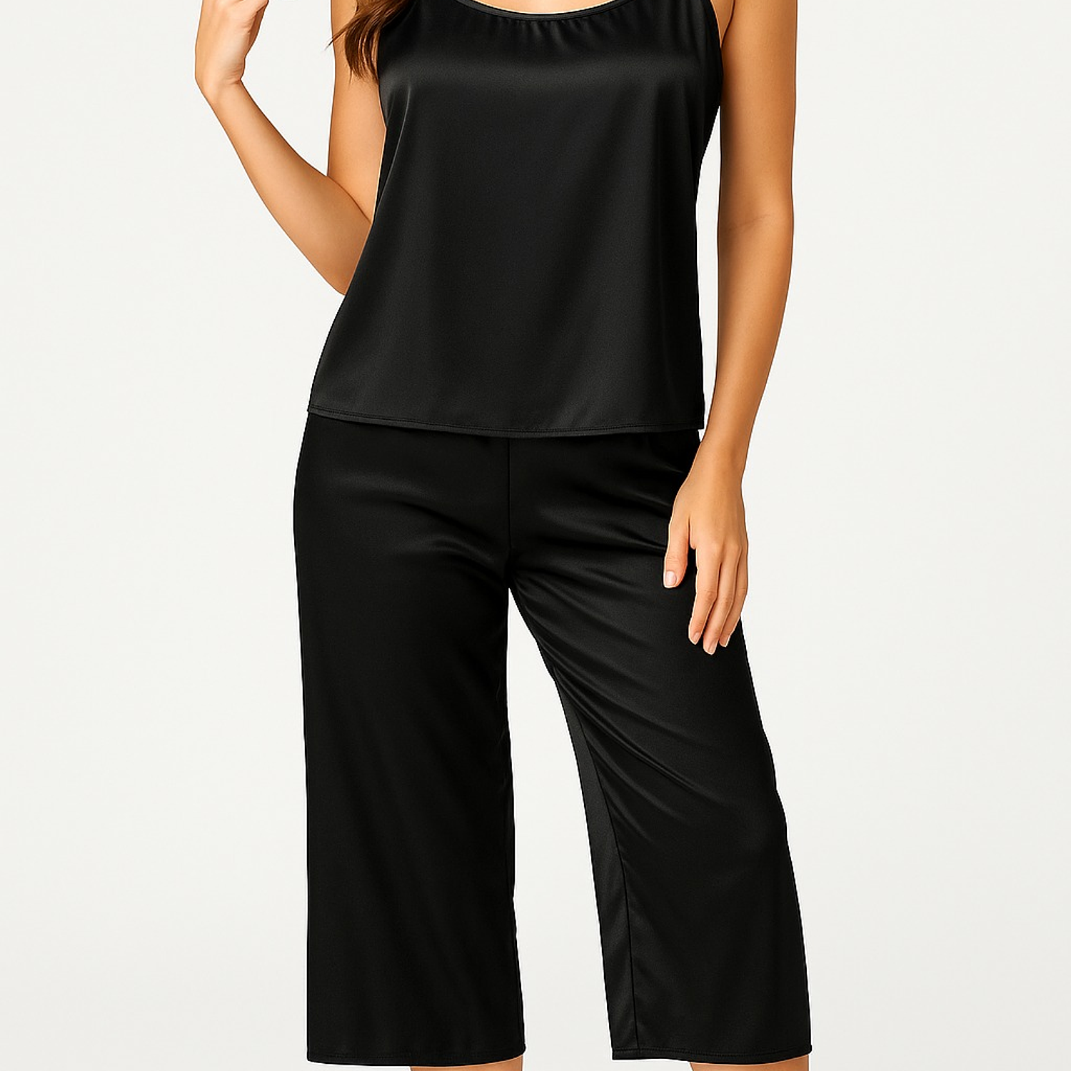 Pijama Capri y blusa tirantas en satin licrado - cliente Mayoristas 2