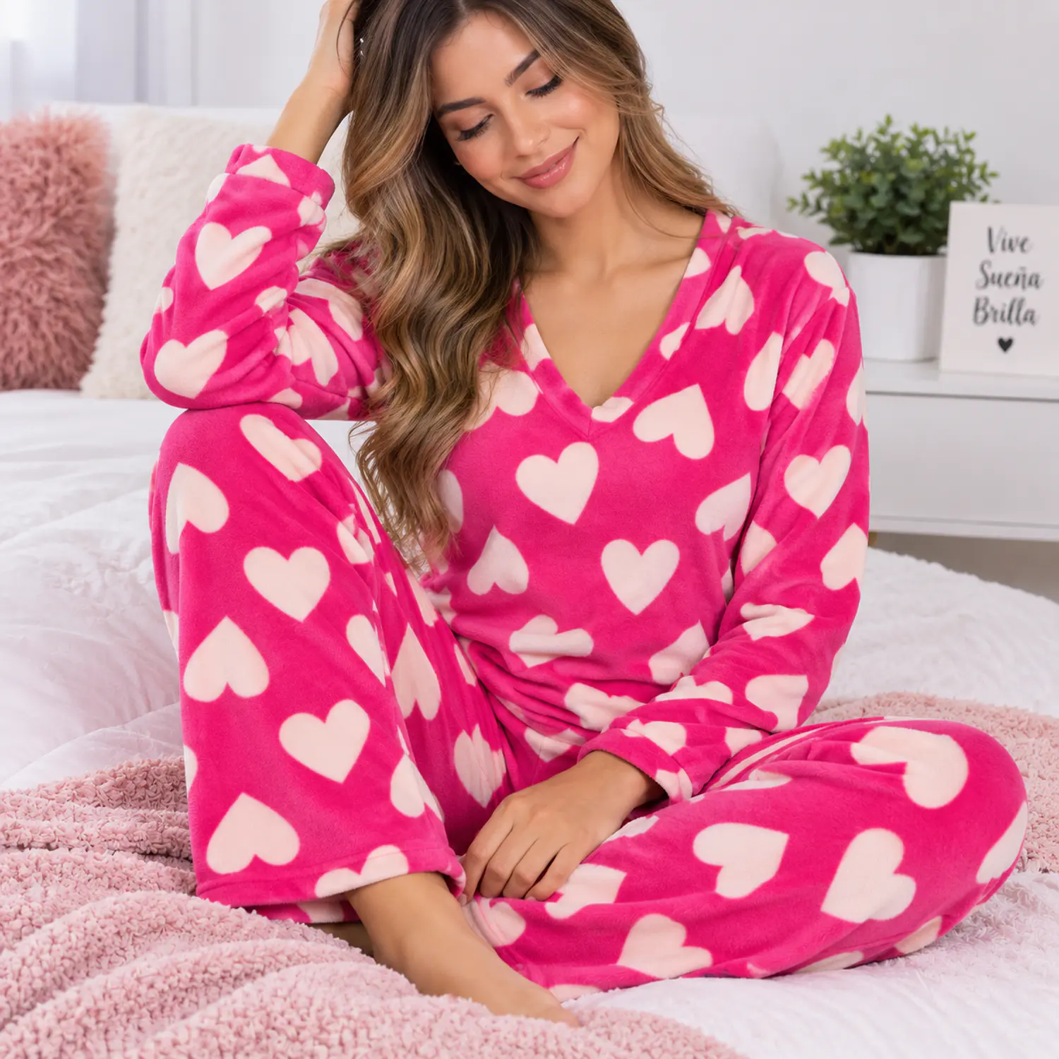 Pijama Fucsia para mujer con Corazones Blathmoda 1