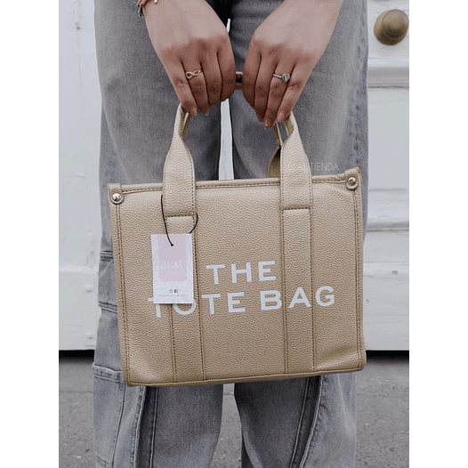 THE TOTE BAG 10