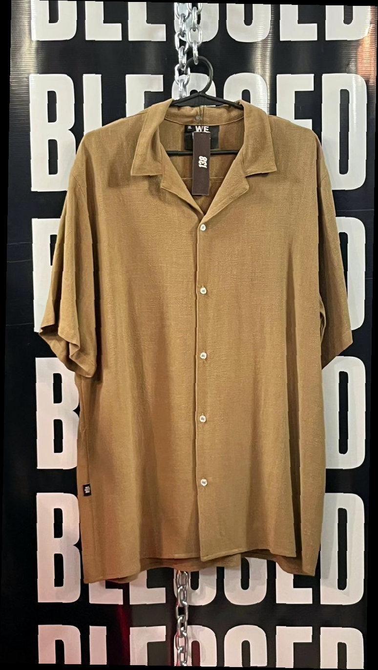 Camisa Camel Manga Corta Cuello Abierto