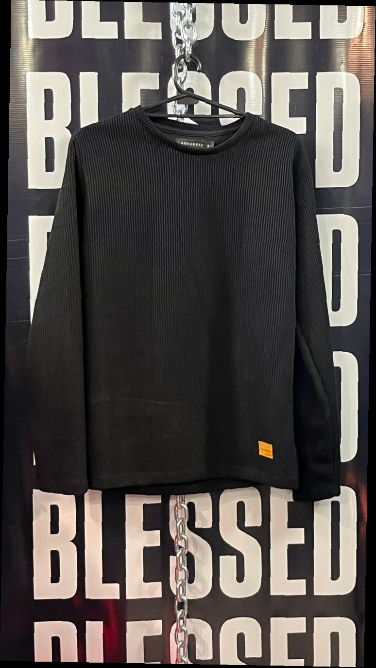 Remera Manga Larga Negra Acanalada