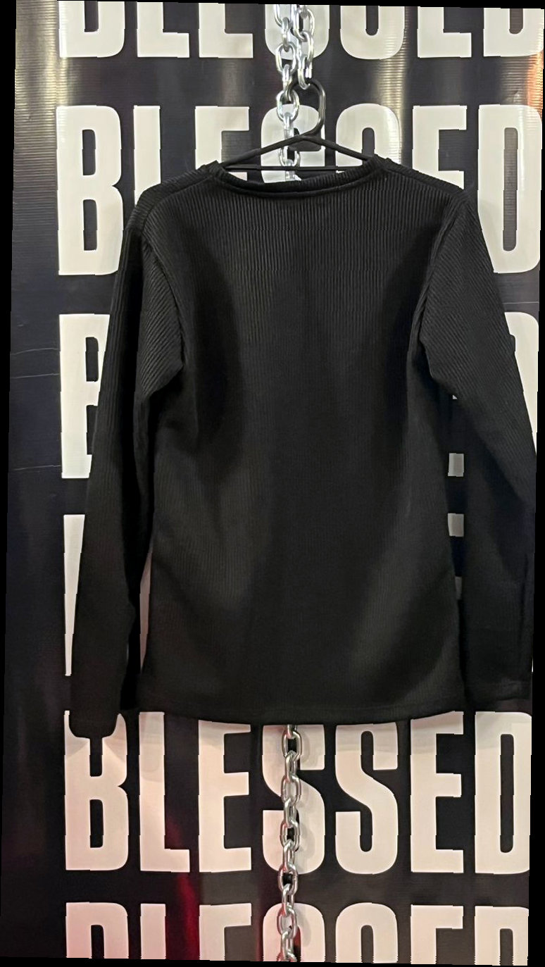 Remera Manga Larga Negra Acanalada — 2