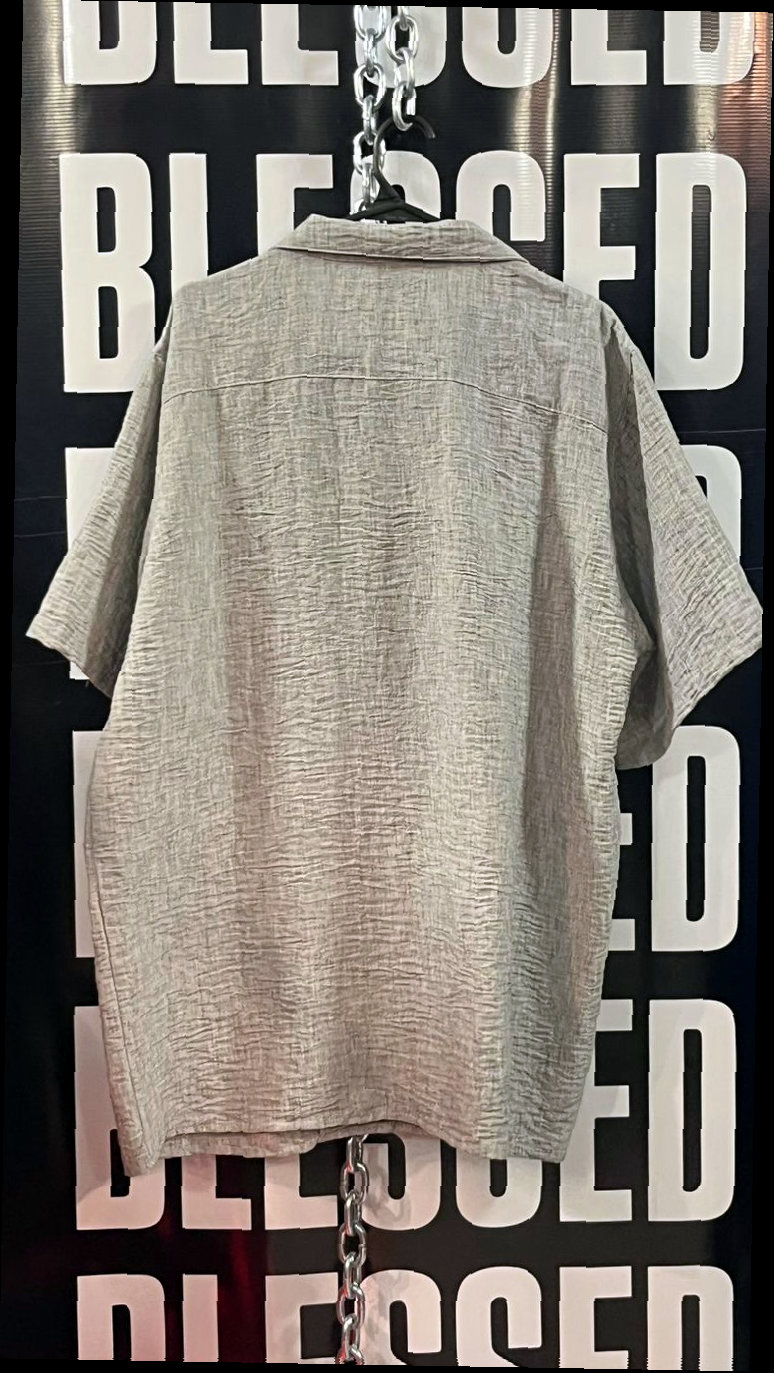 Camisa Gris Texturada Manga Corta — 2