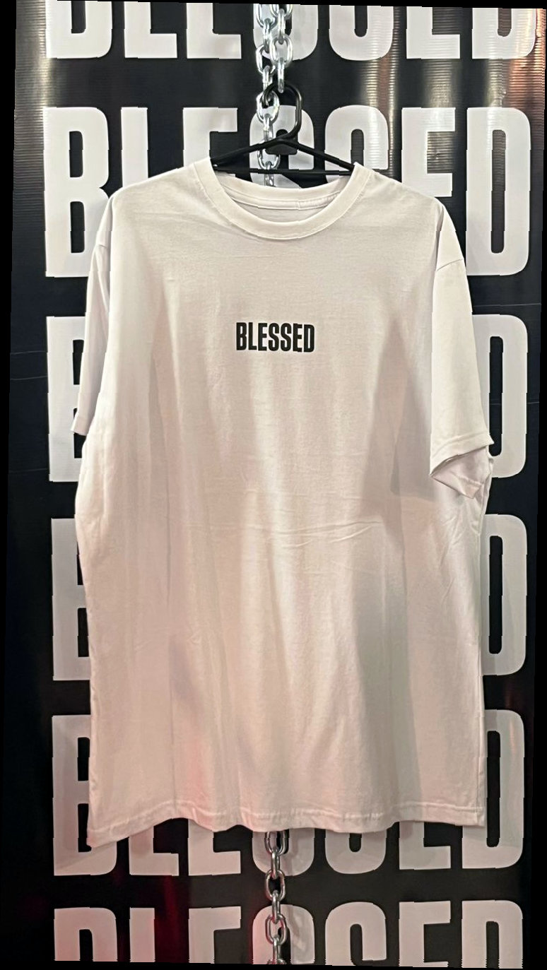Remera Oversize Blanca BLESSED