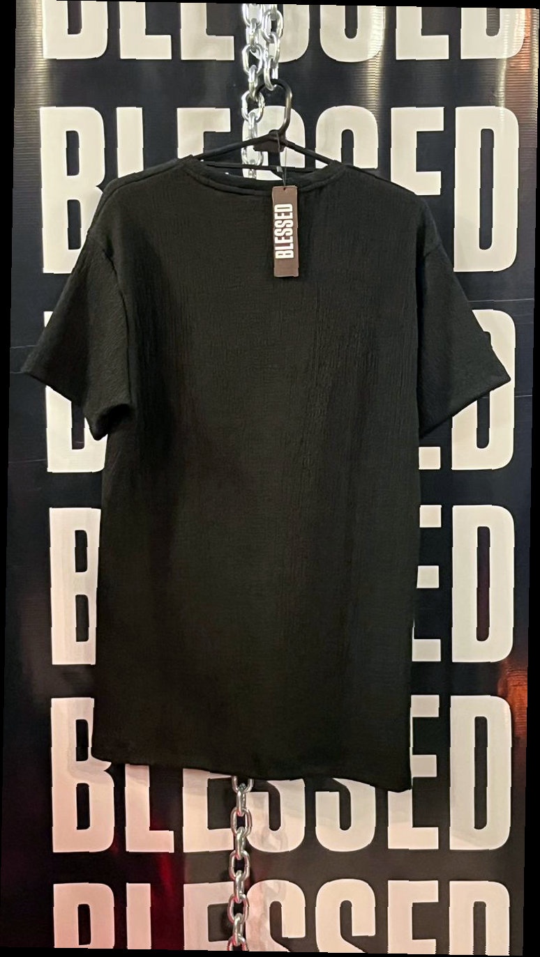 Remera Oversize Negra BLESSED — 2