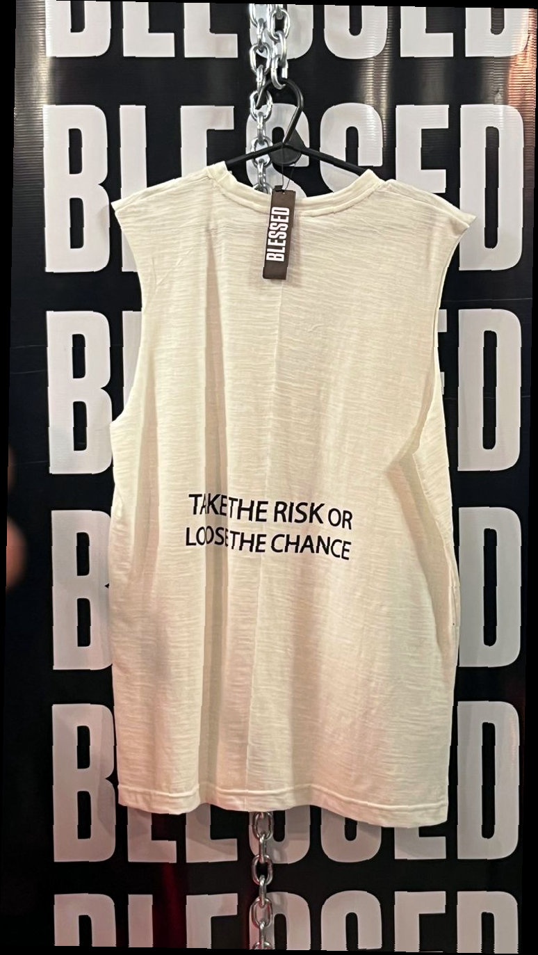 Musculosa Blanca Lisa — 2