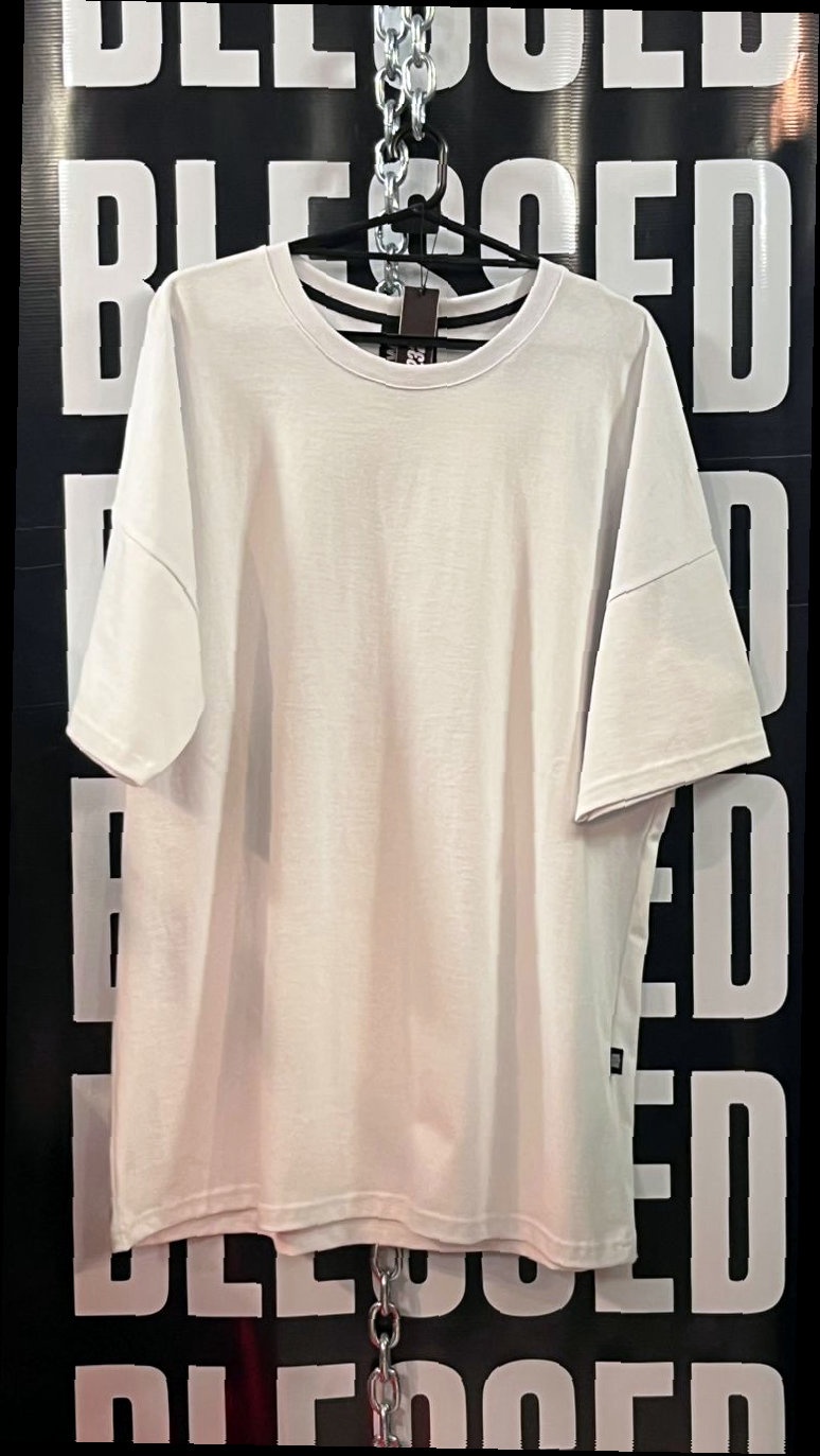 Remera Oversize Blanca Saint Tropez