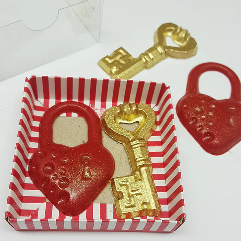 CORAZÓN CANDADO CON LLAVE - FORMA SIMPLE