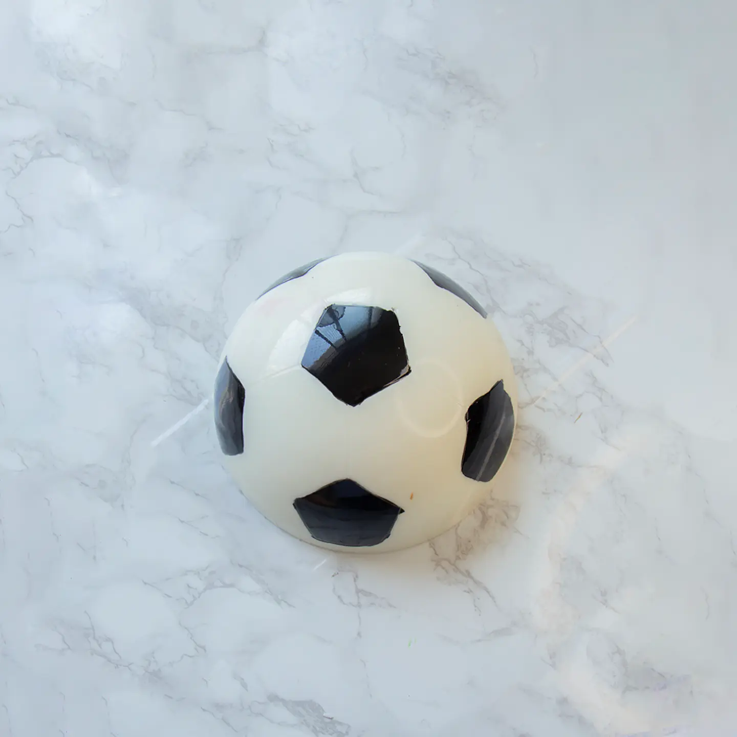 BALÓN DE FÚTBOL 6,5CM - FORMA 3 PARTES 1
