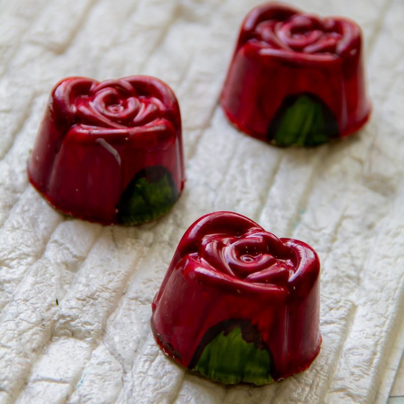 BOMBON ROSA - FORMA 3 PARTES
