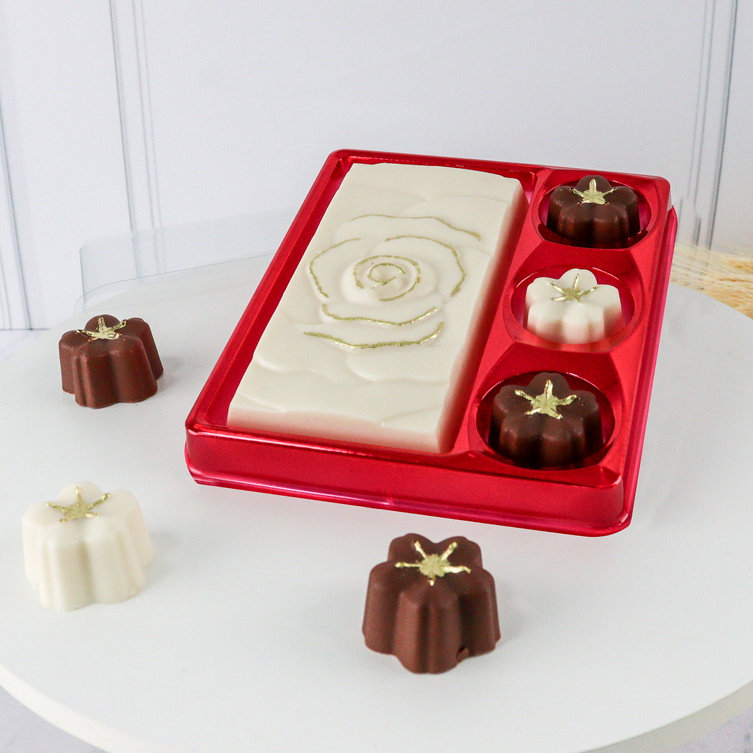 CAJA DE TABLETAS CON 3 CAVIDADES PARA TRUFAS Y CHOCOLATES – ROJA 2