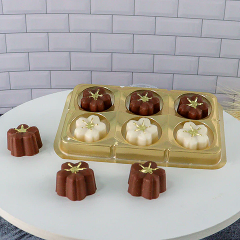 CAJA RECTANGULAR PARA TRUFAS 6 CAVIDADES DORADA