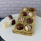 CAJA RECTANGULAR PARA TRUFAS Y CHOCOLATES CON 8 CAVIDADES - DORADA - Miniatura 2