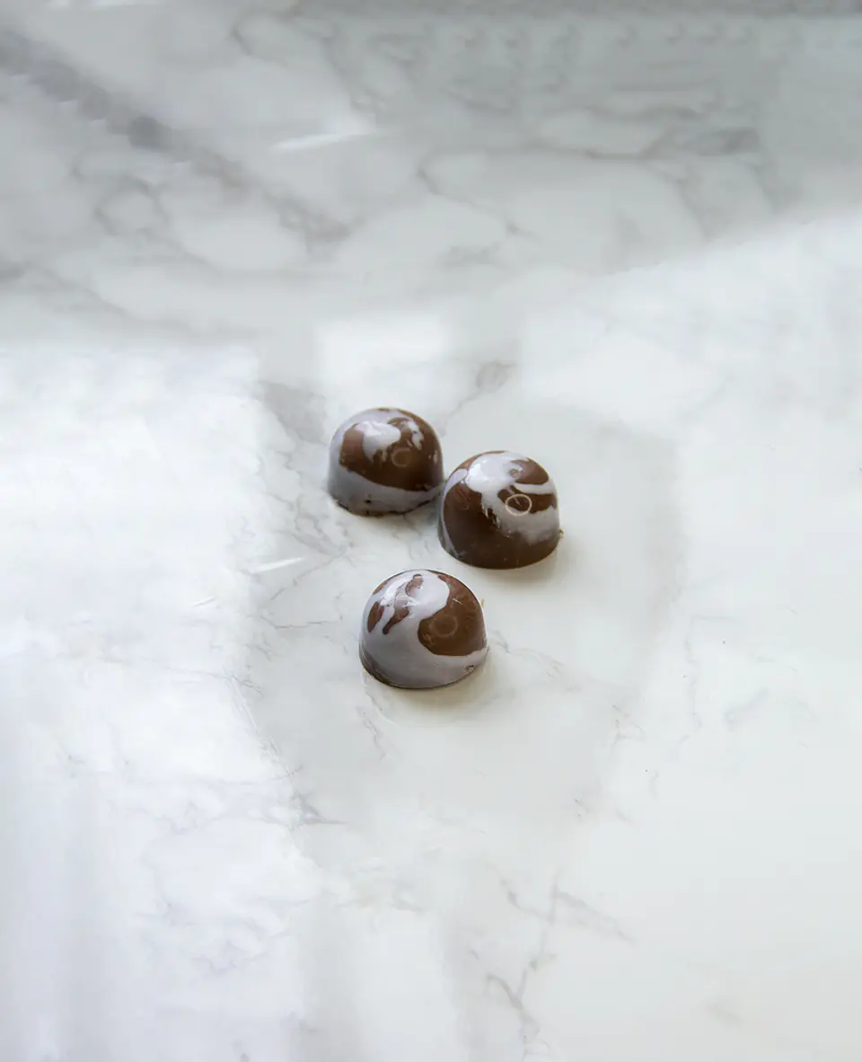 BOMBON CEREZA - FORMA SIMPLE 2
