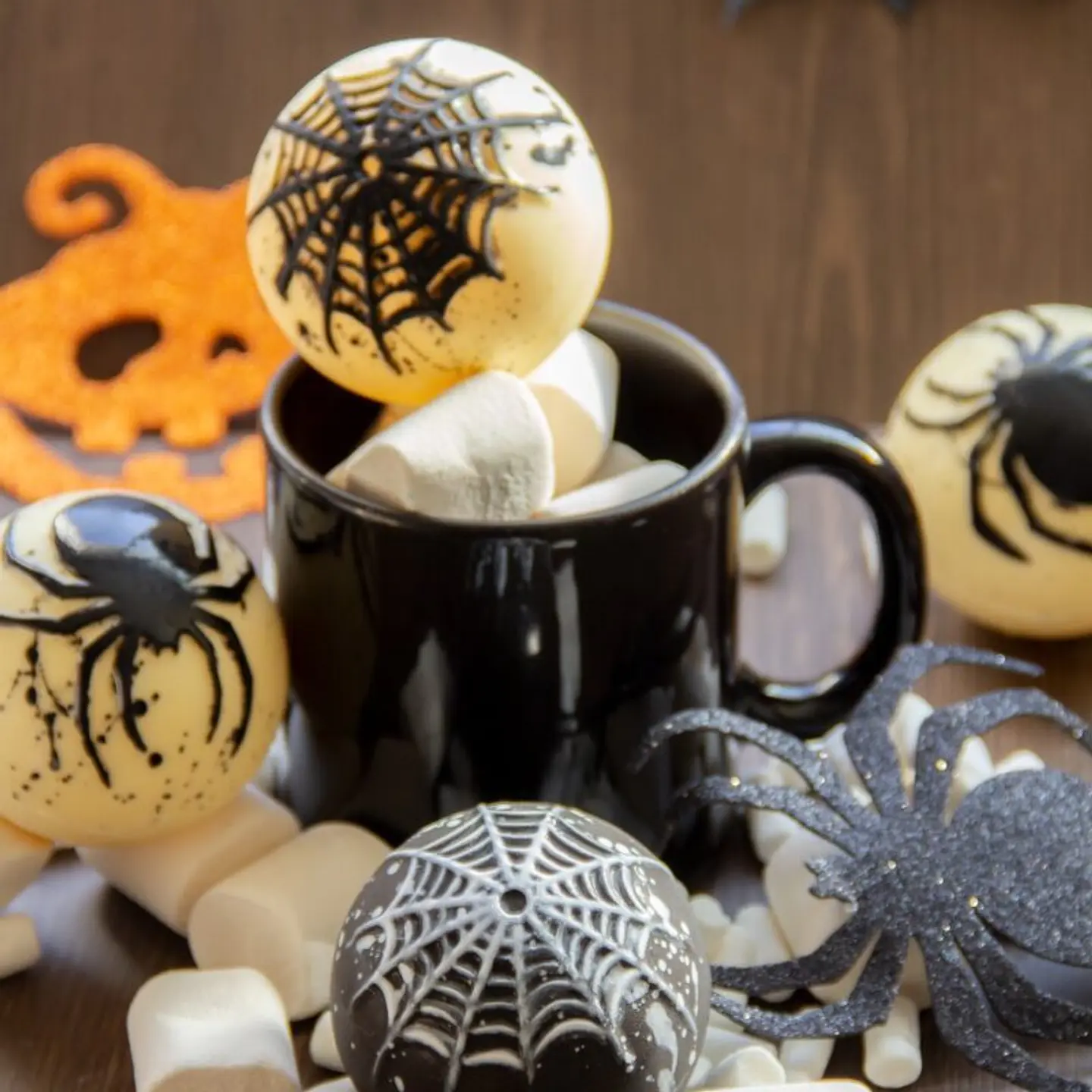 CHOCOBOMBA ARAÑA 65MM - FORMA 3 PARTES 2