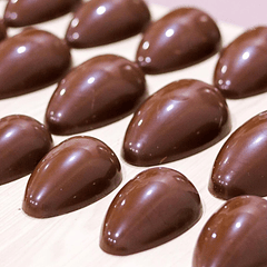 HUEVO LISO CASCARA FINA 500G - FORMA 3 PARTES SP