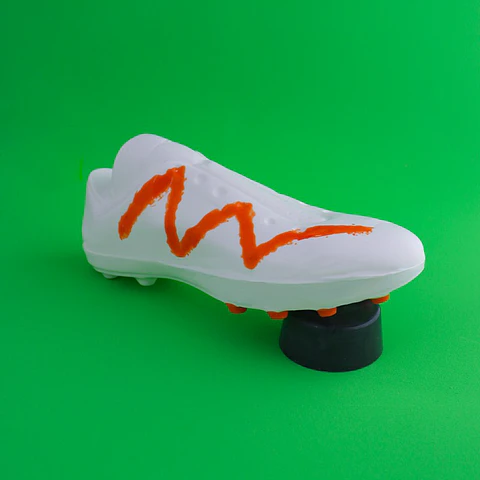 ZAPATILLA DE FUTBOL - FORMA 3 PARTES