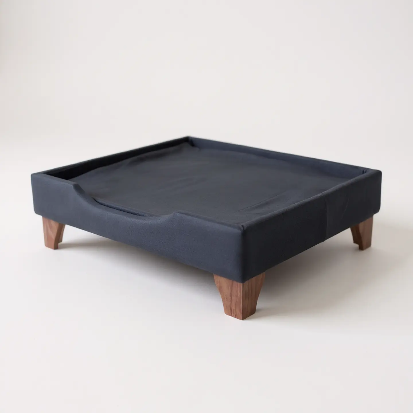 Cama de Mascotas - Talla S Extra (55x40 cm) / Patas De Madera 11 cm (Negro) 4