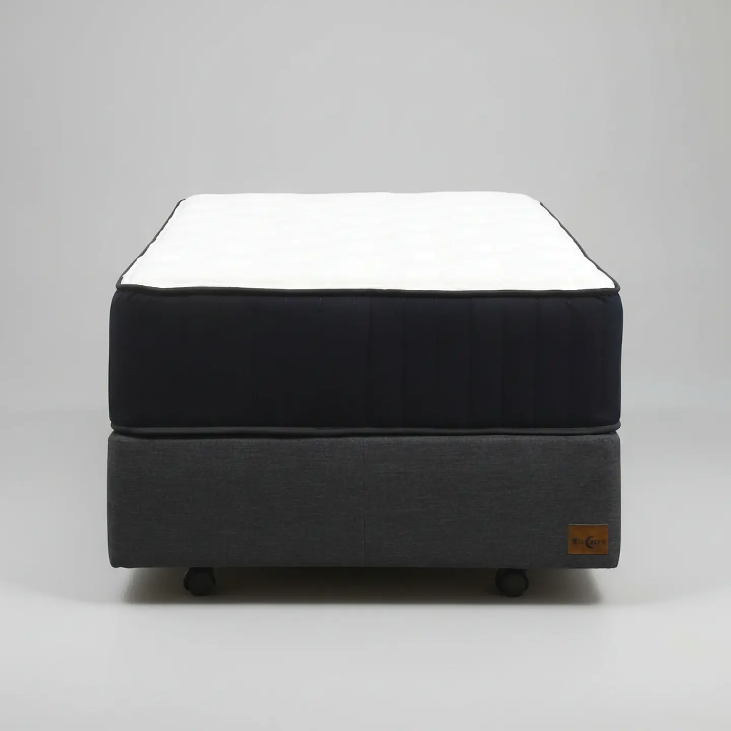Cama 1.5 Plaza Box 30 cm + Colchon CIC - Ruedas A Eleccion 11