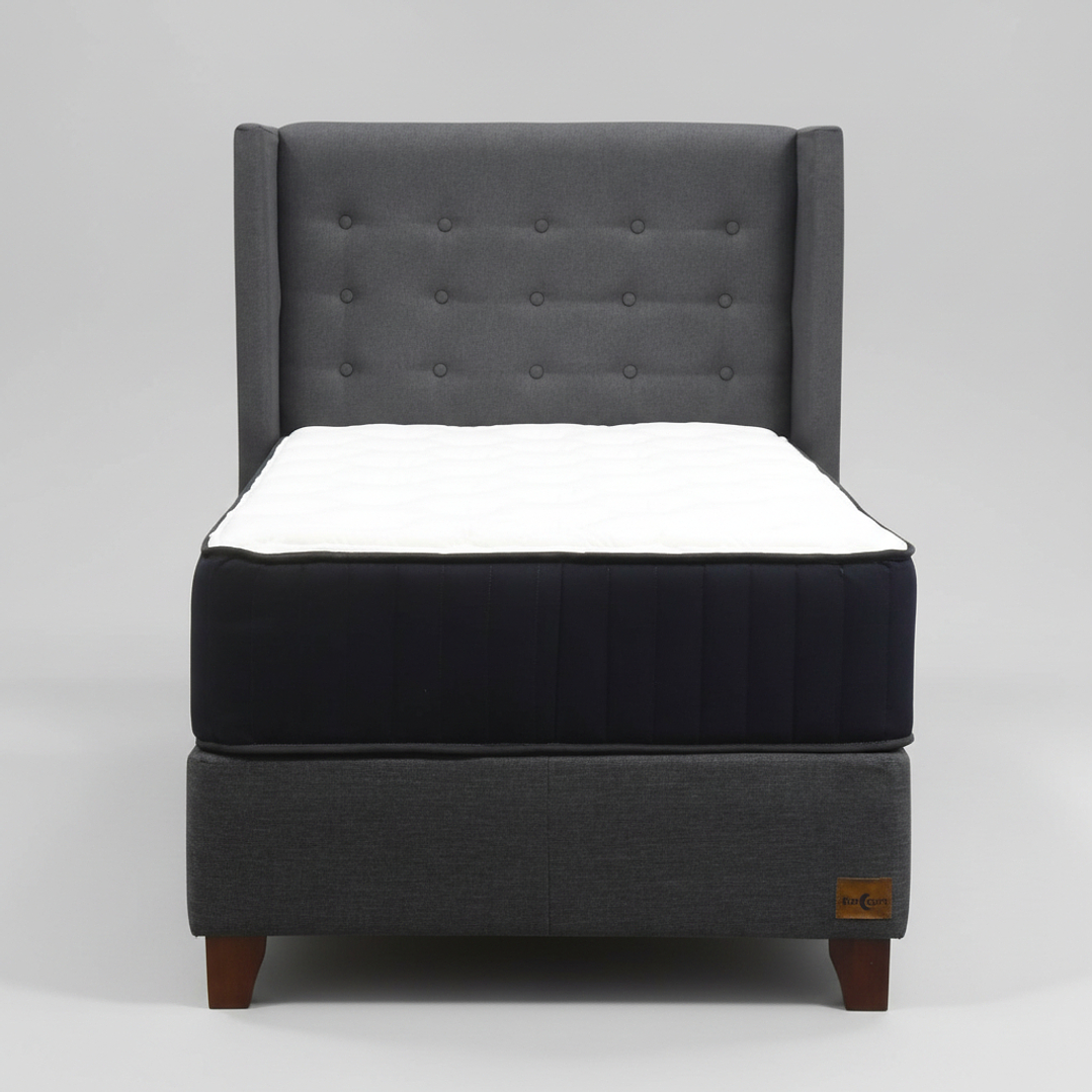 Cama 1.5 Plaza Box 30 cm Colchon CIC + Respaldo + Patas De Madera 5