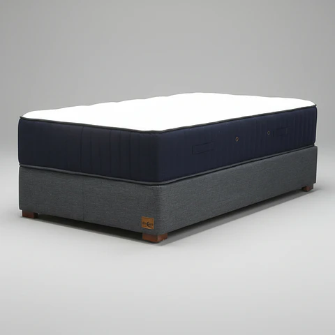 Cama 1.5 Plaza Box 30 cm + Colchon CIC - Patas De Madera