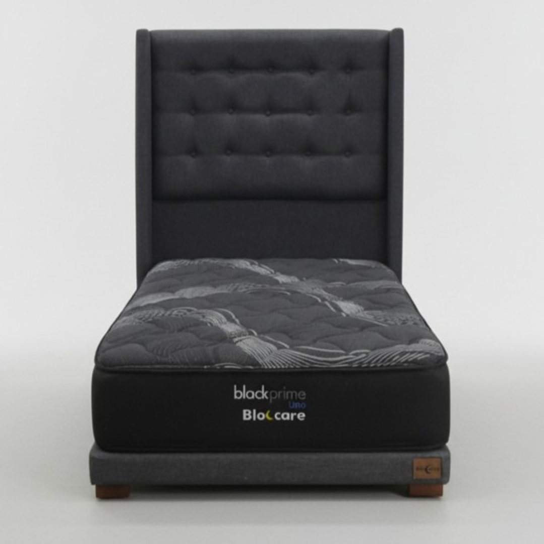 Cama 1.5 Plaza Box 8 cm + Colchon Black Prime - Modelo Uno + Respaldo / Con Patas De Madera (Gris) 2