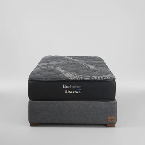 Cama 1.5 Plaza Box 30 cm + Colchon Black Prime - Modelo Uno / Con Patas De Madera (Gris)