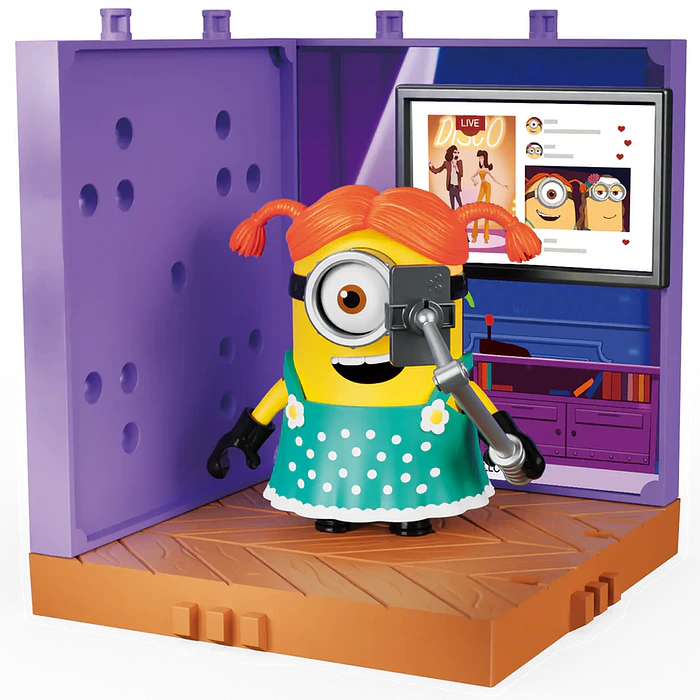 Blokees Figures | Minion preCOOL Celebration Party |  Carl Streamer 1