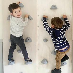 Muro Doble de Escalada con presas listo para muro