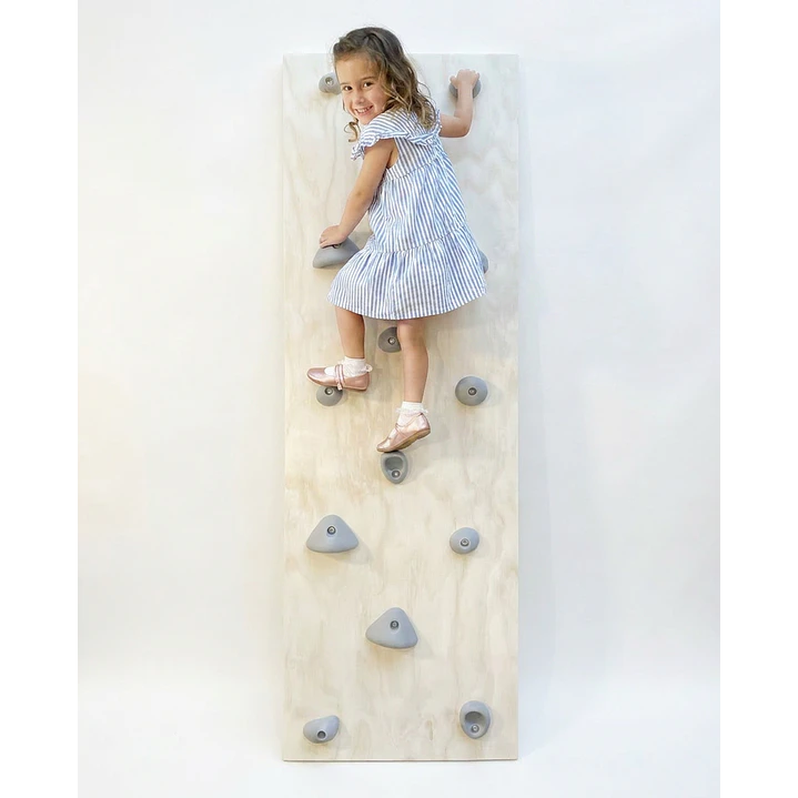 Muro de escalada con presas piedras de escalada de resina armado listo para muro 2