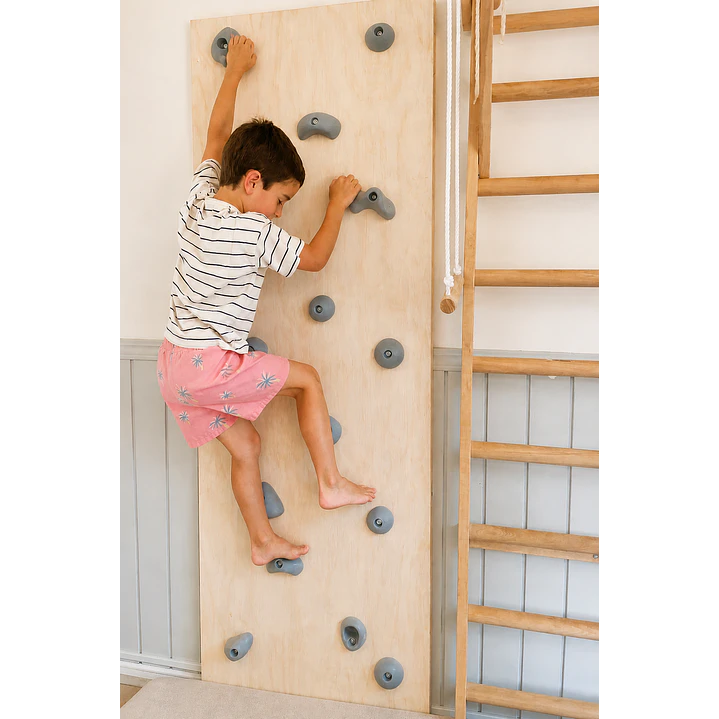 Muro de escalada con presas piedras de escalada de resina armado listo para muro 2