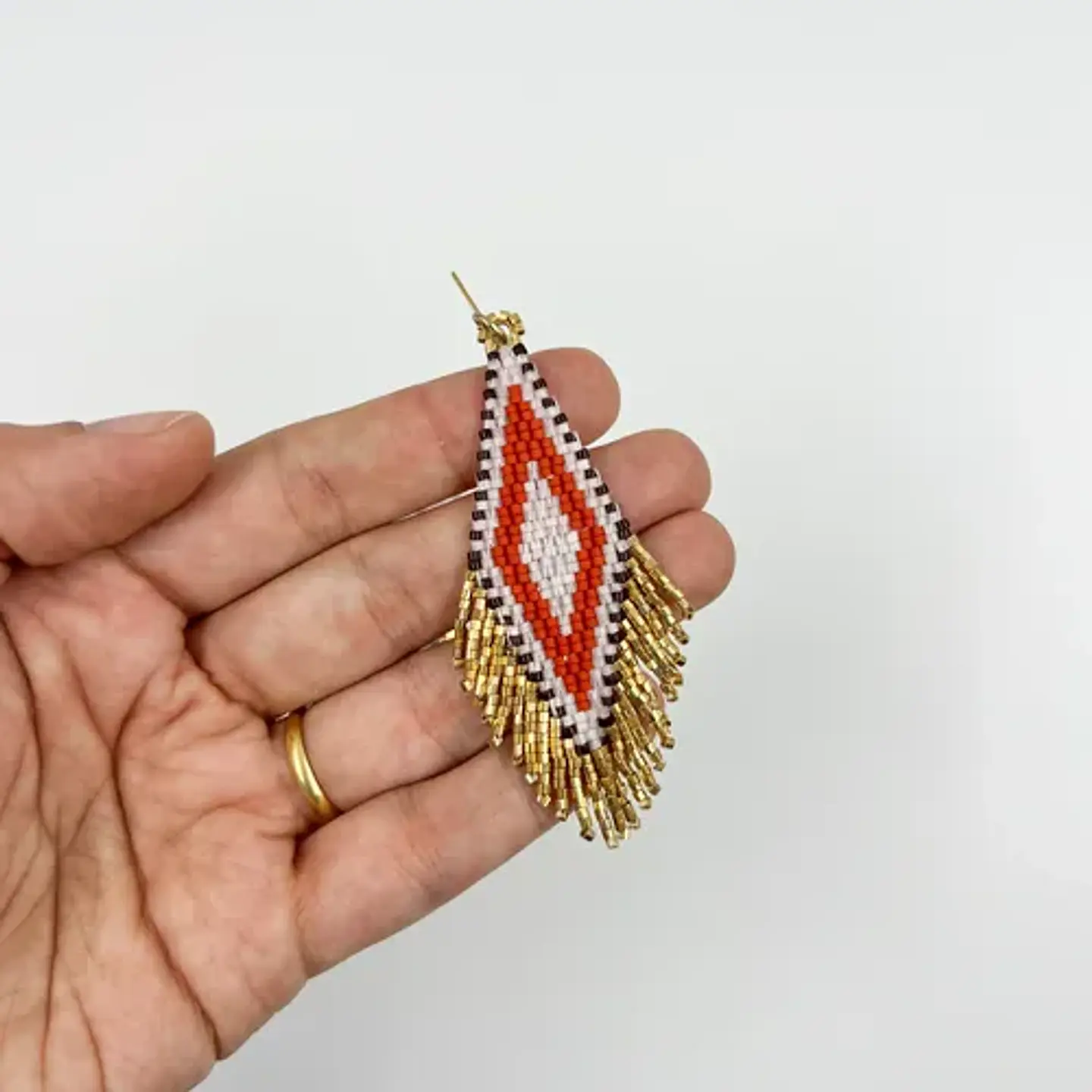 Aros Rombo Flecos L Con Detalles Baño En Oro. Pendientes 3