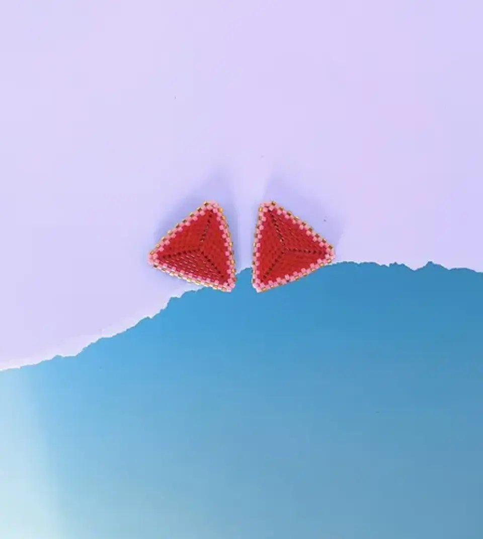 Aros Sankaku Rojo Y Rosado Con Detalles En Oro. Pendientes 7