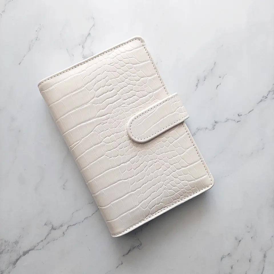 Binder Croc | PE | Blanco (2da Selección) 1