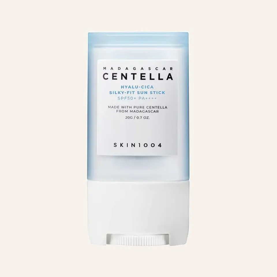 Skin1004 Madagascar Centella Hyalu-Cica Silky-Fit Sun Stick 1