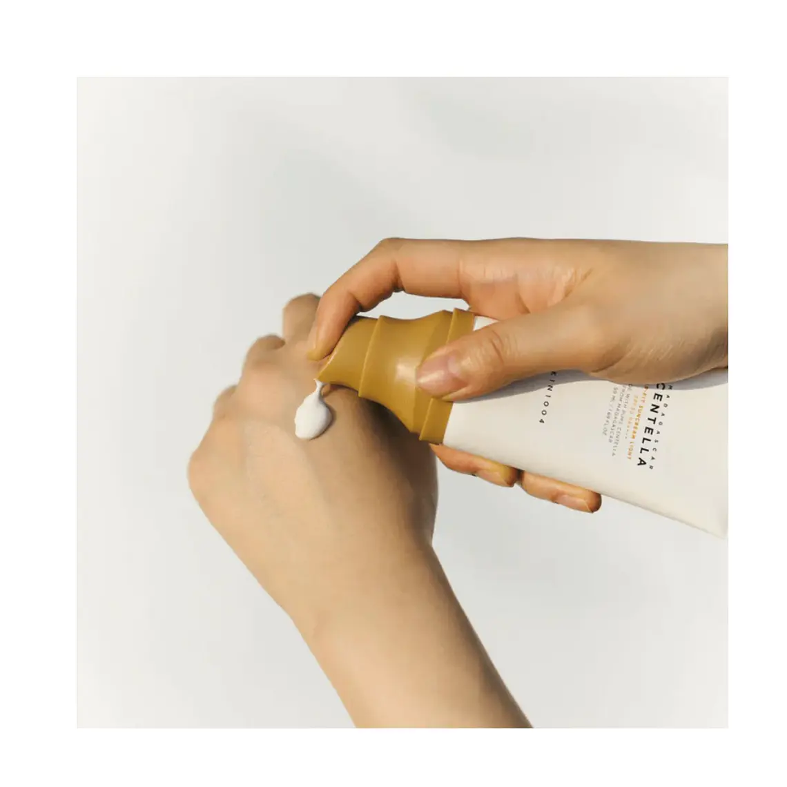 Madagascar Centella Air-Fit Suncream Light 50ml SPF30 PA++++ – SKIN1004 2