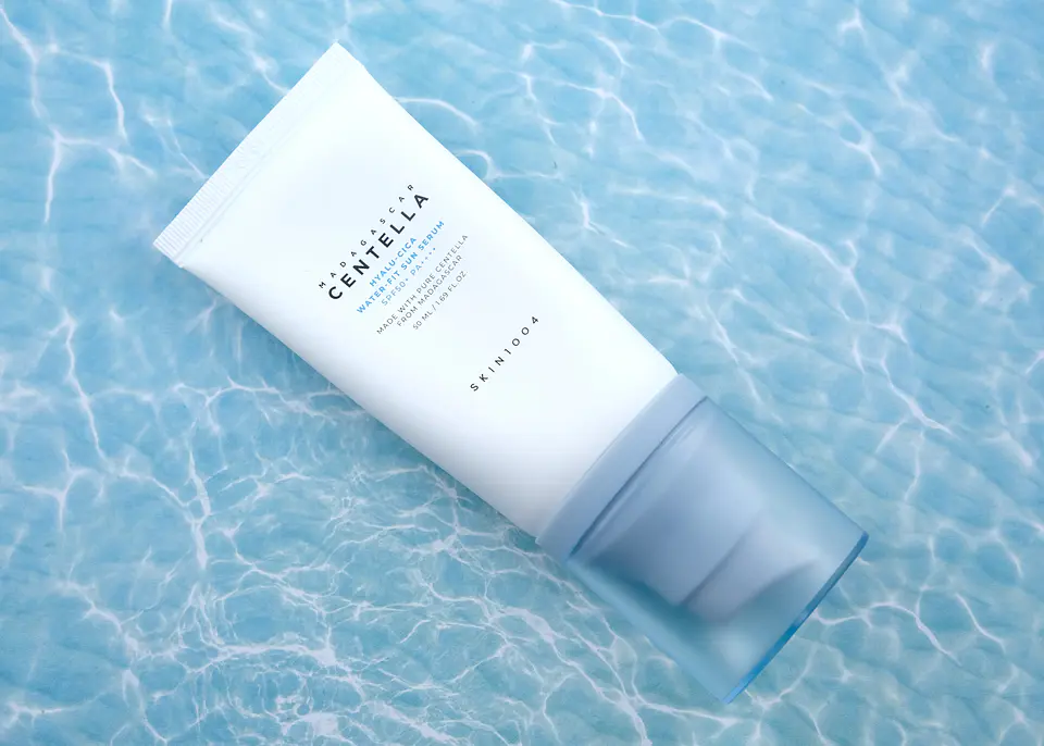 SKIN1004 Hyalu-Cica Water-Fit Sun Serum 50ml SPF50+ PA++++ 2