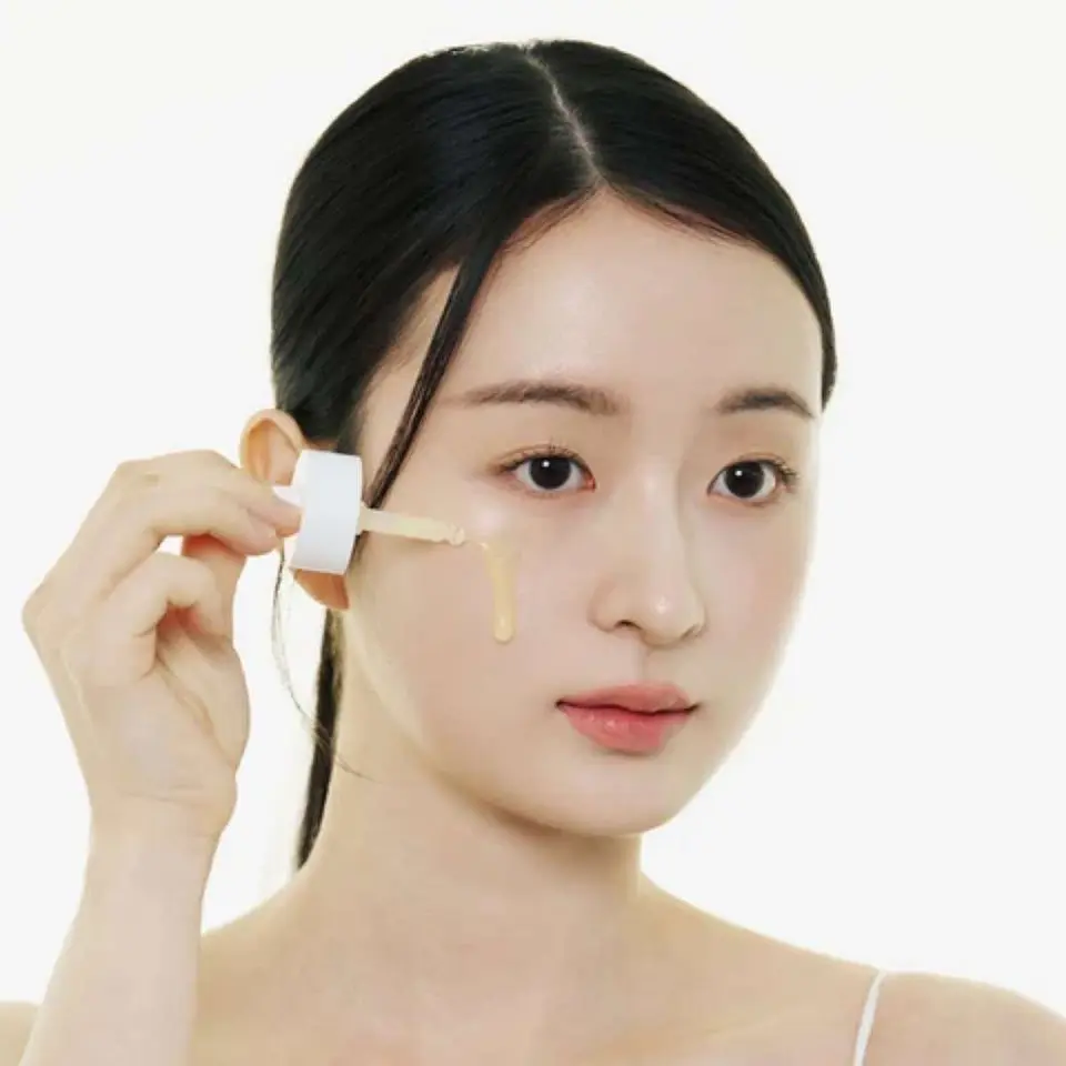 SKIN1004 Madagascar Centella Retinol 0.2 Boosting Shot Ampoule 30 ml 2