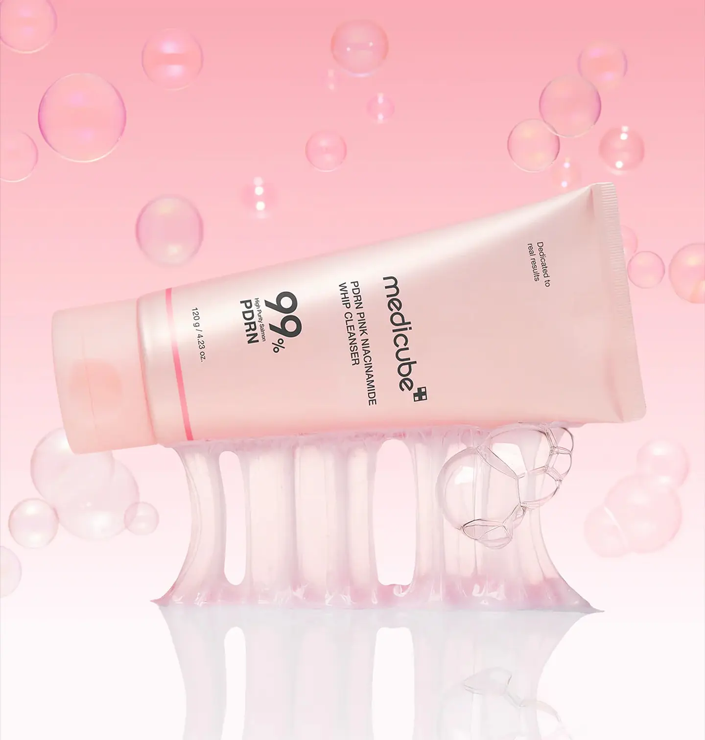 MEDICUBE PDRN Pink Niacinamide Whip Cleanser 120 g 2